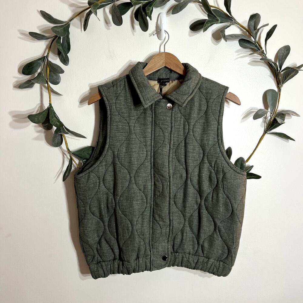 NWT Coco + Carmen Gray Quilted Vest LAST CALL